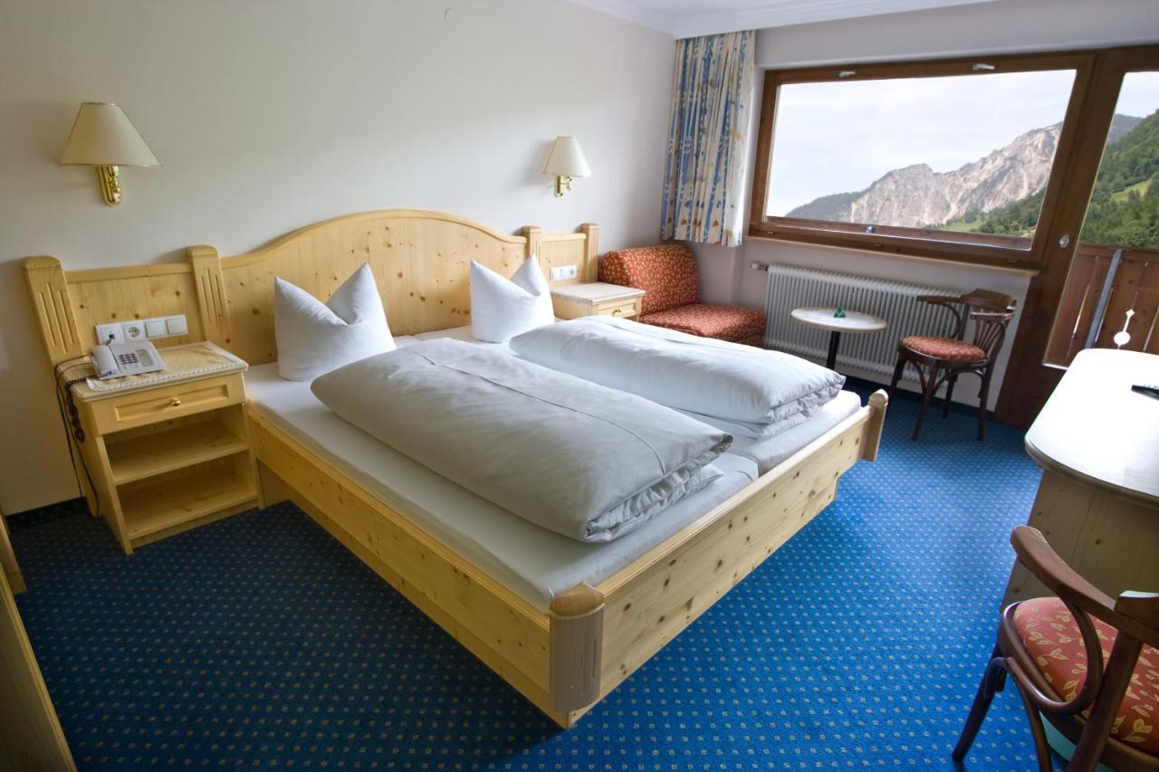Hotel Brunella ฟานดันส์ ภายนอก รูปภาพ